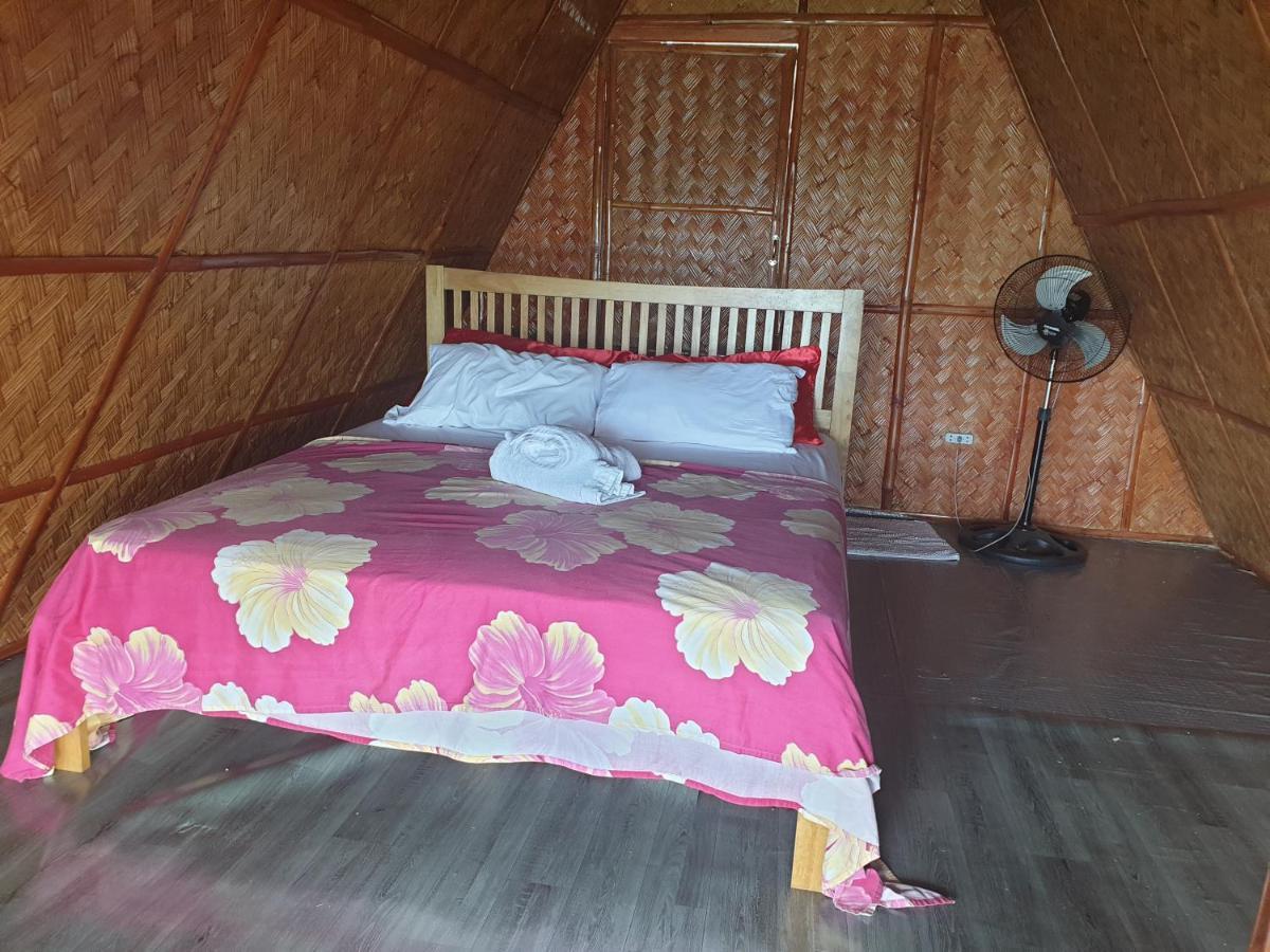 Miley Lodging Restobar New Busuanga Exterior foto