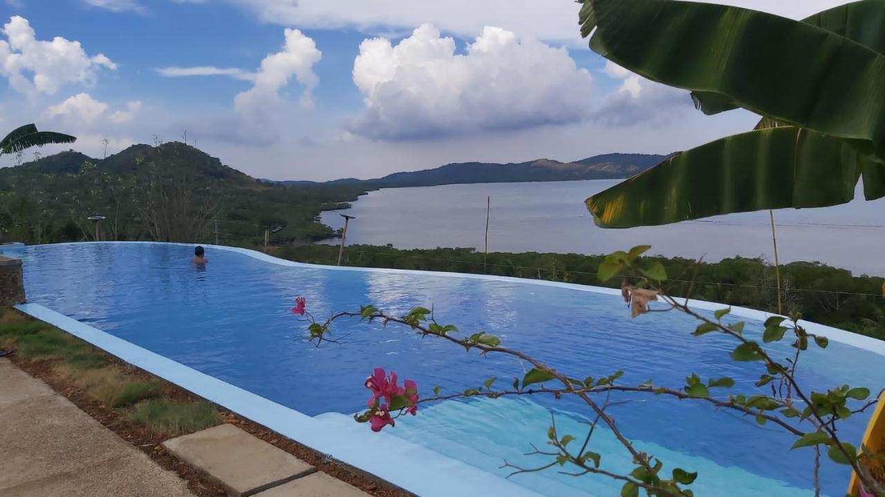 Miley Lodging Restobar New Busuanga Exterior foto