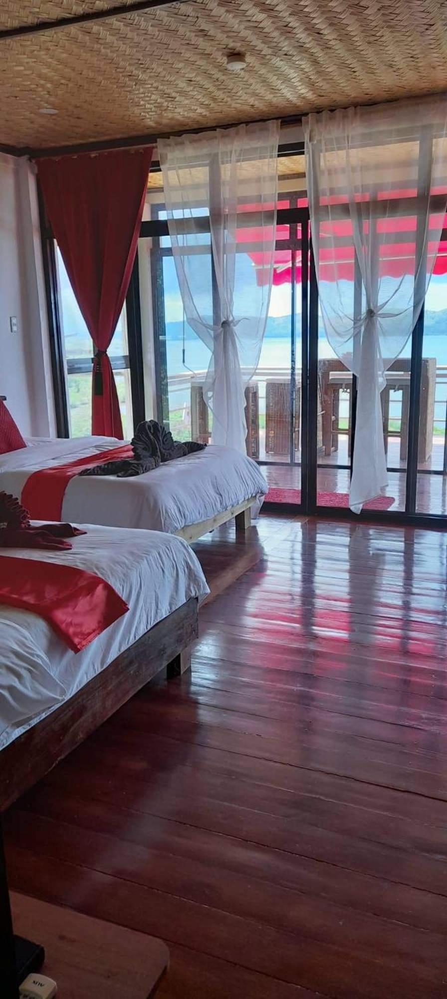 Miley Lodging Restobar New Busuanga Quarto foto