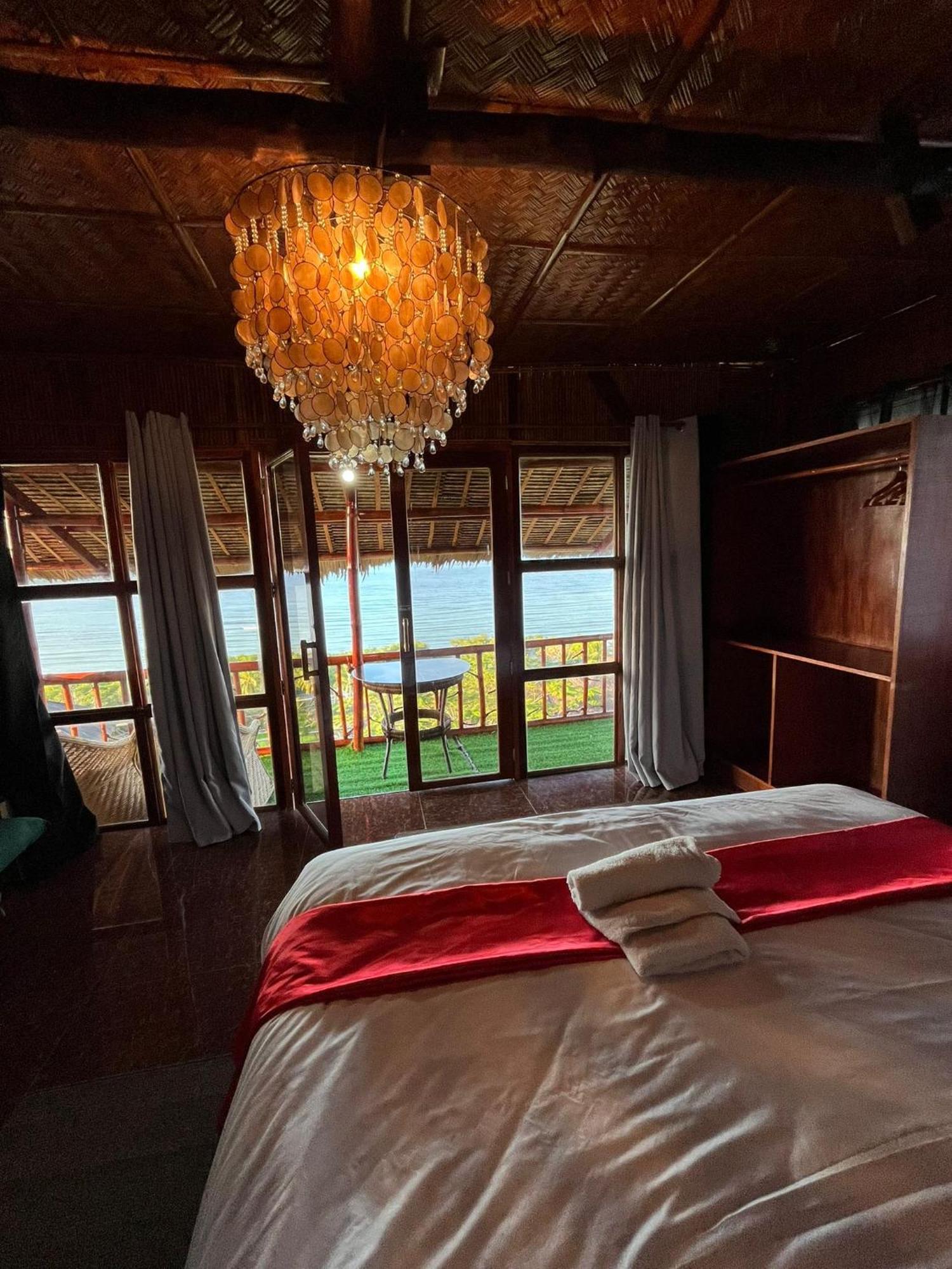 Miley Lodging Restobar New Busuanga Exterior foto